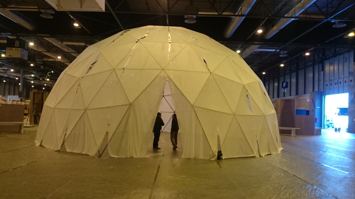 www.geodesicsdomes.com